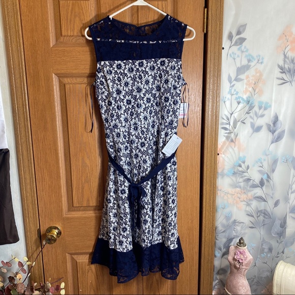 Nwt Ivory & Navy daisy print lace illusion midi dress Size 10 - Picture 4 of 8